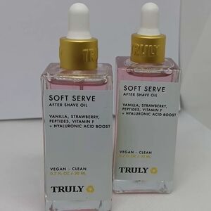 2 Bottles TRULY Soft Serve After Shave Oil - Strawberry Vanilla New Retail $30